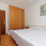Two-bedroom In شقة