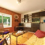 Two-bedroom In Рачишче