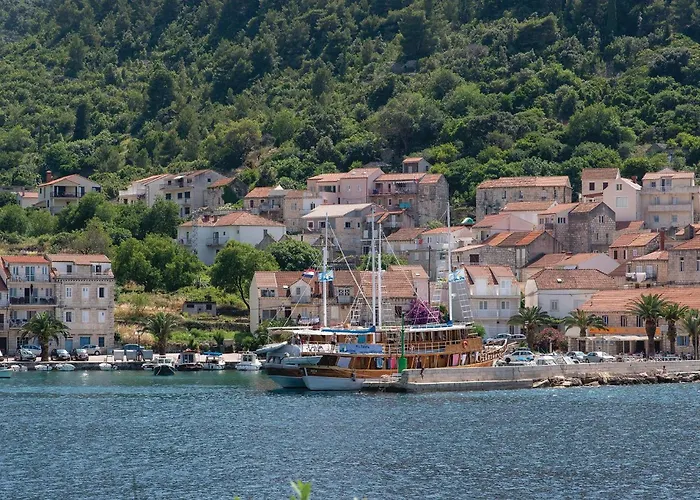 Two-Bedroom Apartment In Racisce Apartment