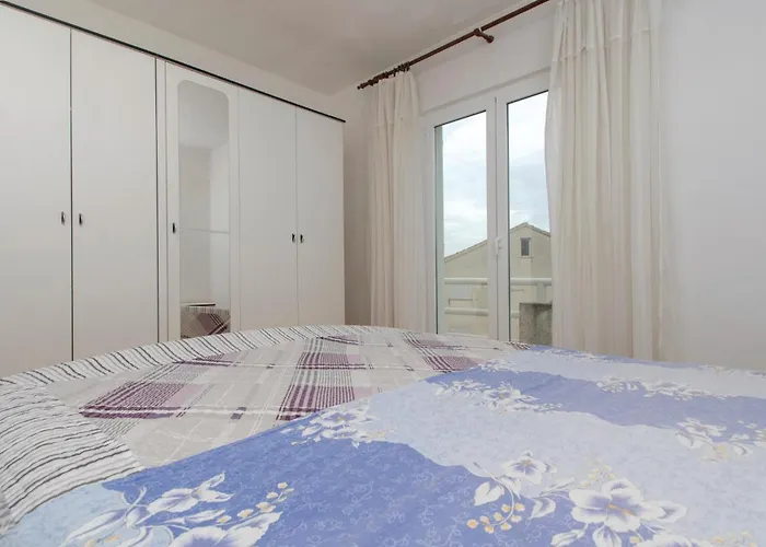 Apartment Two-Bedroom Apartment In Racisce *