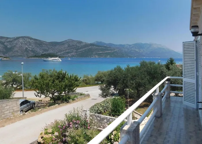 Apartment Two-Bedroom Apartment In Racisce Racisce