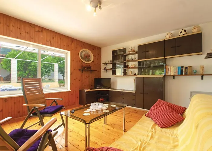 Two-Bedroom Apartment In Racisce Racisce